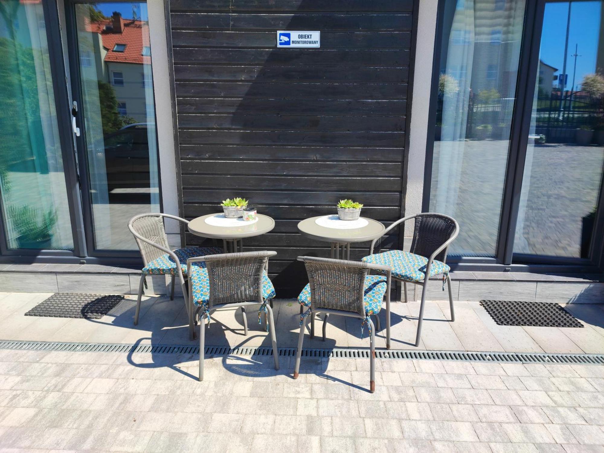 4 Foxes Hotel Устка Екстериор снимка