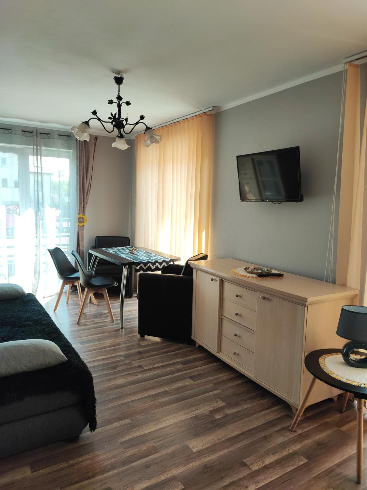 4 Foxes Hotel Устка Стая снимка