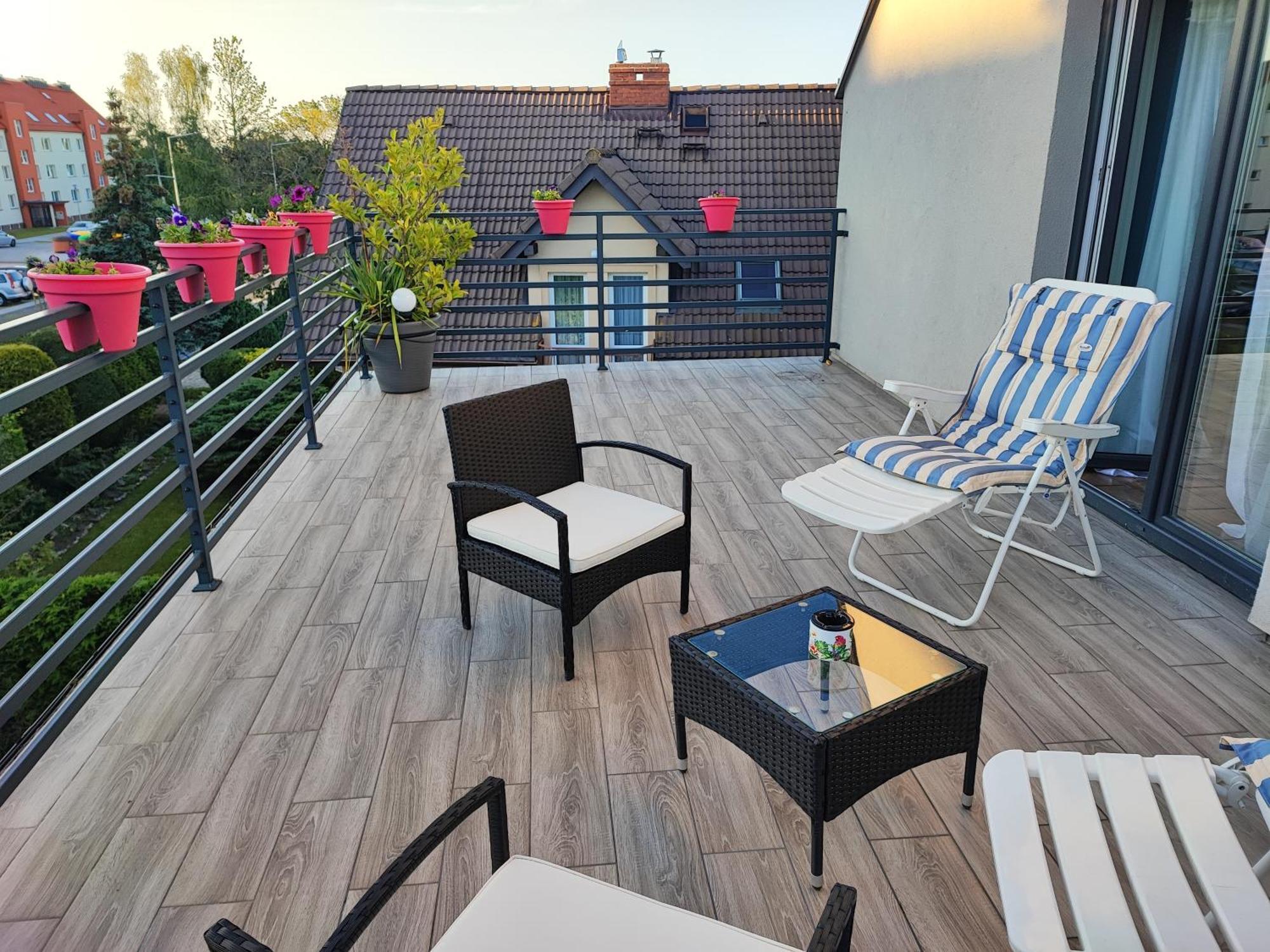 4 Foxes Hotel Устка Екстериор снимка